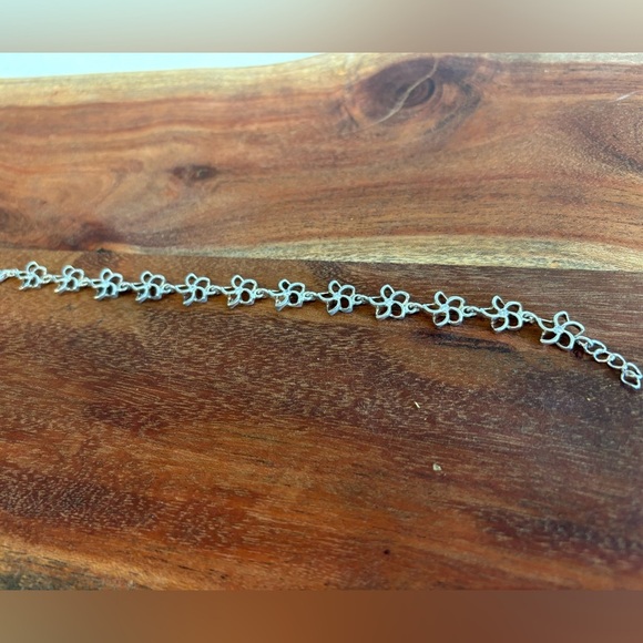 Sterling Silver Clear CZ Hawaiian Plumeria Flower Link Bracelet - Picture 4 of 7